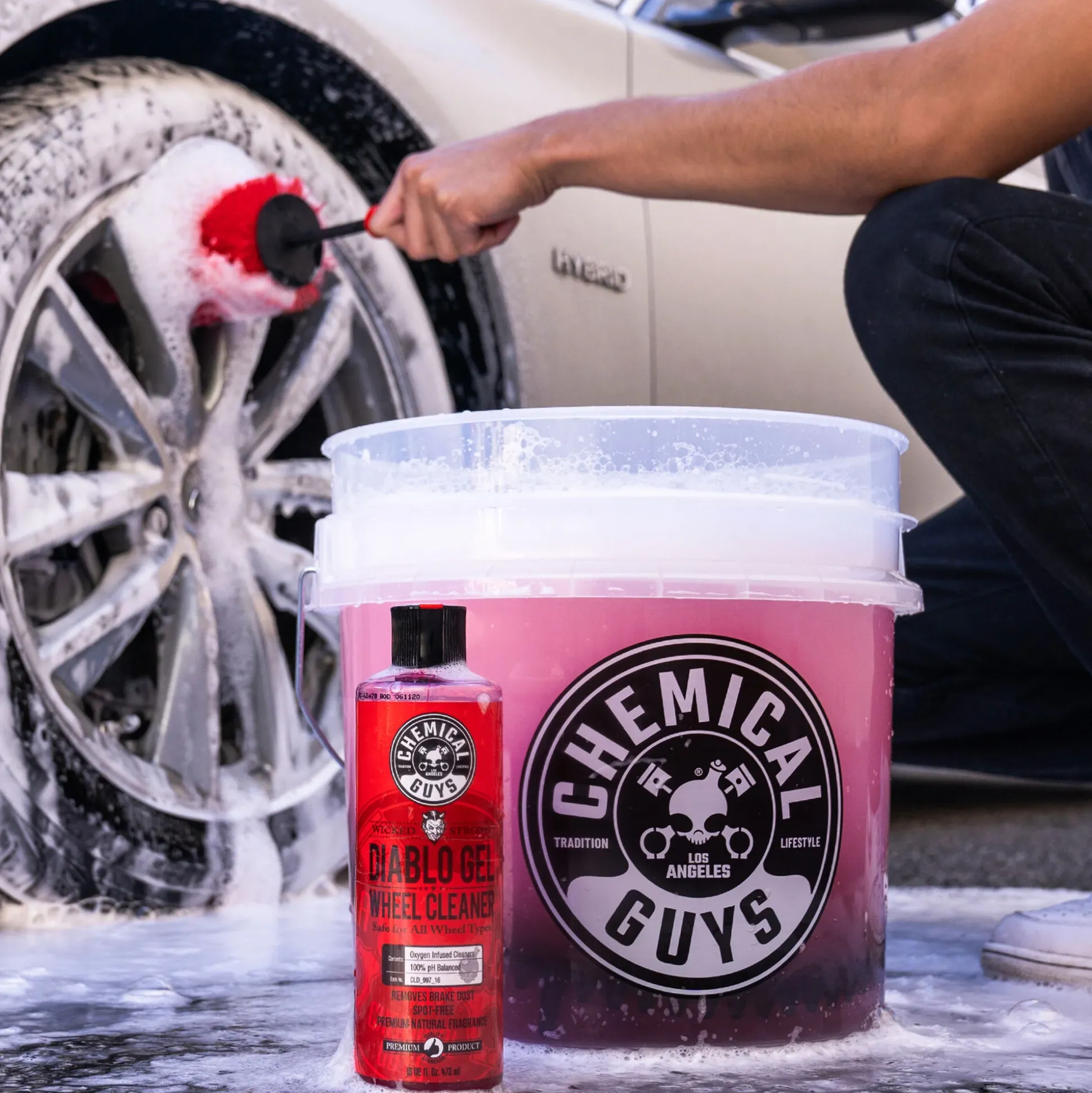 Heavy Duty Ultra Clear Detailing Bucket, 4.25 Gal
